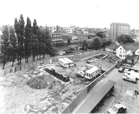 This archaeological dig in 1988 near Lendal Bridge gave members of the public the opportunity to view Roman limestone wall slabs and tiles from the "lost" IX Legion.