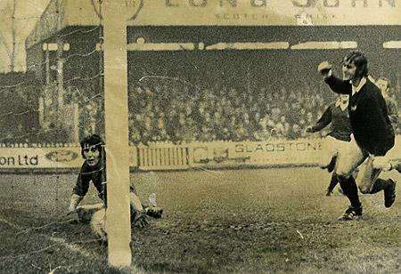 04/11/72 - York City 2, Shrewsbury 1 - Eddie Rowles puts in City's second goal with Mulhearn stranded.