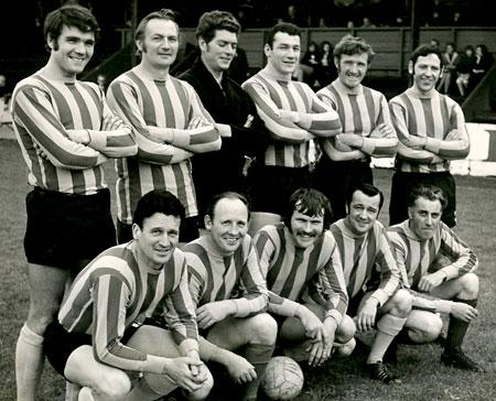 16/10/71 - The York & District Sportsmen's XI who played a benefit match at Clarence Street. Geery Baker, David Dunmore, Tommy Forgan, David Walker, Geoff Hunter, Drew Broatch. Ron Spence, Willie Hargreaves, Danny Sheehan, Jeff Stevenson, Billy Fenton