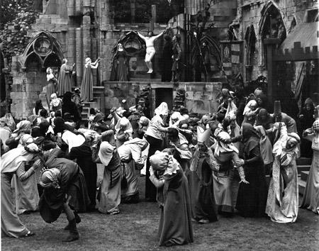 1954 Mystery Plays - a scene from Museum gardens 
