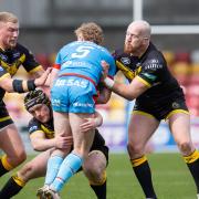 York Knights dropped to the bottom of the Betfred Championship table after a 50-6 thrashing by Wakefield Trinity.