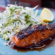 Maple-glazed salmon with apple, fennel, cucumber and mint salad