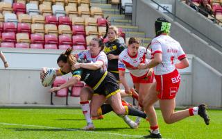 Carrie Roberts came back to haunt her former club as York Valkyrie began their BWSL title defence with a 20-16 win against St Helens.