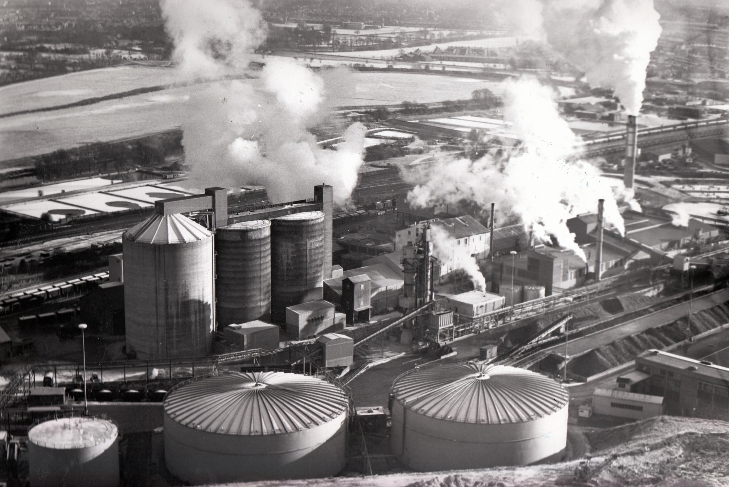 York's British Sugar factory from the air,  December 1982