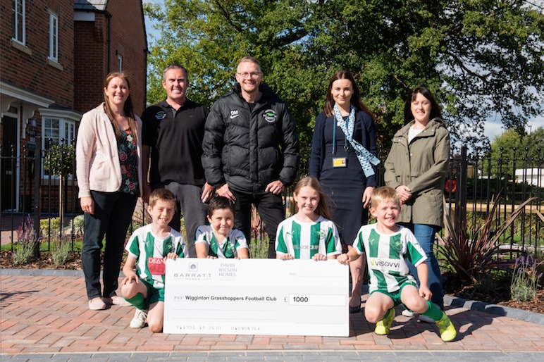 Wigginton Grasshoppers FC secures £1000 from David Wilson Homes