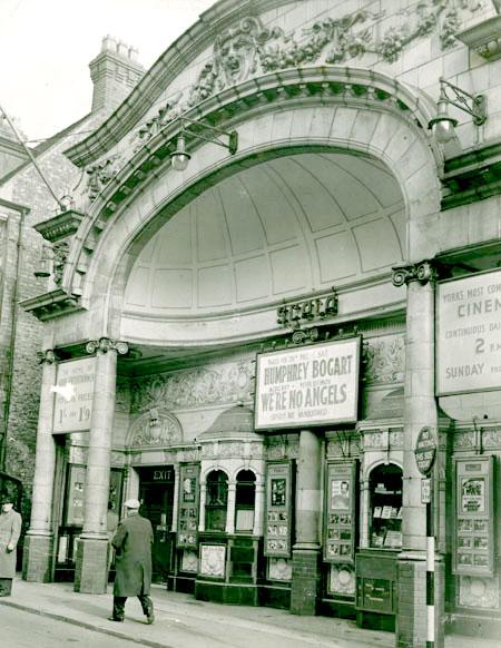 The Scala cinema in Fossgate, York in 1957.  