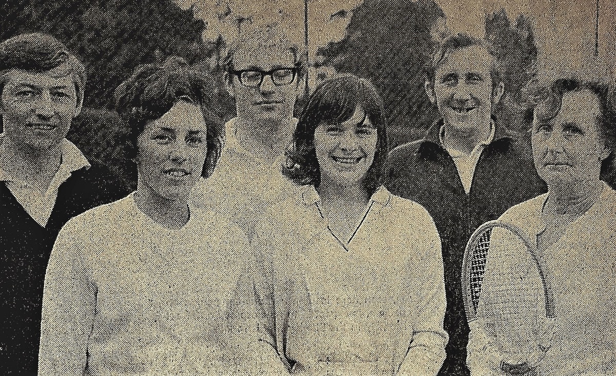 ROWNTREE PARK LAWN TENNIS TEAM 1971