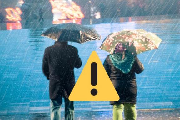 Lights switch on cancelled and attractions closed due to adverse weather conditions