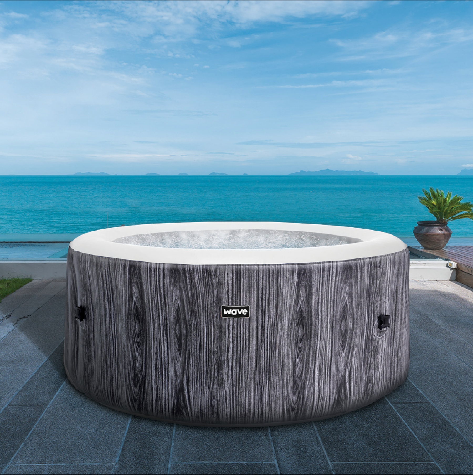 Icelands Food Warehouse is selling a hot tub for £300 - but youll need to be quick