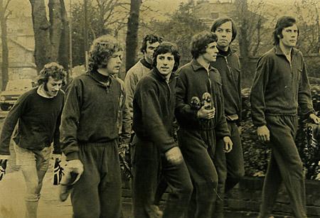 24/01/73: Off to the training ground are Brian Pollard, Eddie Rowles, Pat Lally, Mike De Placido, Phil Burrows, Graeme Crawford and Chris Topping.