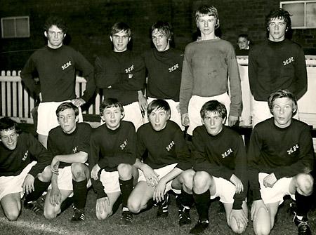 26/09/70: York City Youth Team. Back: Richard Kendall, Ken Emmerson, Graham Bloor, Graham Foulger, Stuart Tasker. Front: Brian Pollard, Paul Scott, John Dixon, Malcolm Cox, Jimmy Hodgson, Terry Hudson.