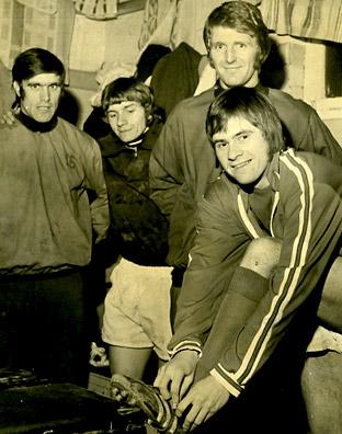 Alan Smith prepares for his debut against Hartlepool, pictured in the dressing room with colleagues John, Mackin, Tommy Henderson and Barry Swallow. 