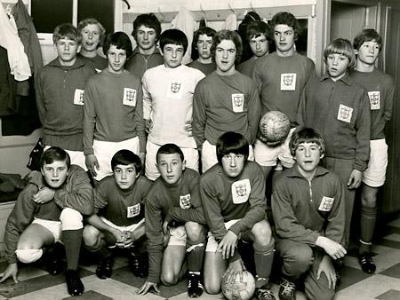 25/7/70: Team pool who faced Doncaster in English Shield (Don. won 5-3) Back: D Holt, B Boothman, G Dodd, M Hawksby, P Calpin, S Gallagher, S Dawber, S Pearson, M Smith, K Nixon, D Cammidge. Front: W Orrange, D Fenton, P Harrison, I Palfrey, M Fowler
