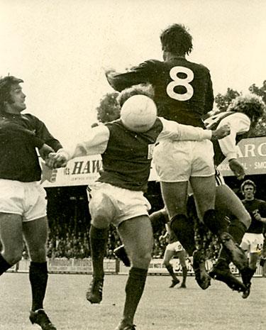 28/08/71 - York City 2, Plymouth 3: McMahon is beaten to the ball by Plymouth defenders.