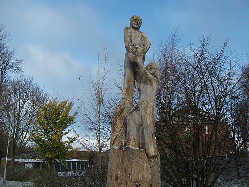 Acomb statue. Picture: Carl Spencer (via Flickr)