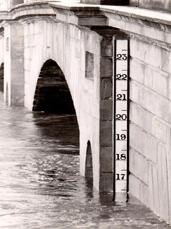 The river marker at Ouse Bridge, York showing the level at nearly 16ft 6in