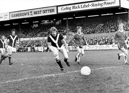 24/01/76 - York City 0, Chelsea 2 (FA Cup): York City Barry Swallow races to collect the ball from a Jimmy Seal cross, but he was beaten to it by the Chelsea goalkeeper Peter Bonetti.