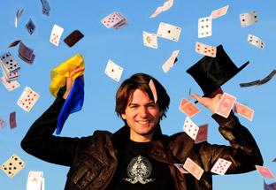 Malton magician Chris Cassells takes show to Edinburgh Fringe | York Press 