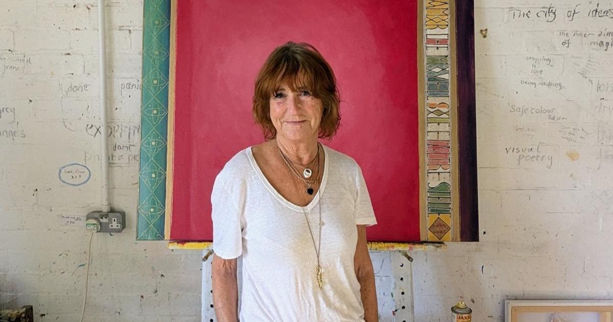 Artist Catriona Stewart to stage first solo art show