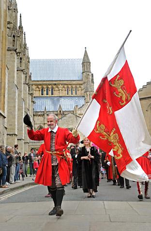 York 800 procession leaves York Minster