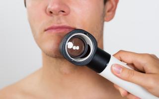 In the UK, around 147,000 new cases of non-melanoma skin cancer are diagnosed each year, reports the NHS