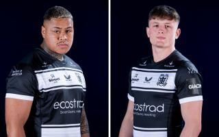 York Knights have loaned in Hull FC pair Franklin Pele and Davy Litten.