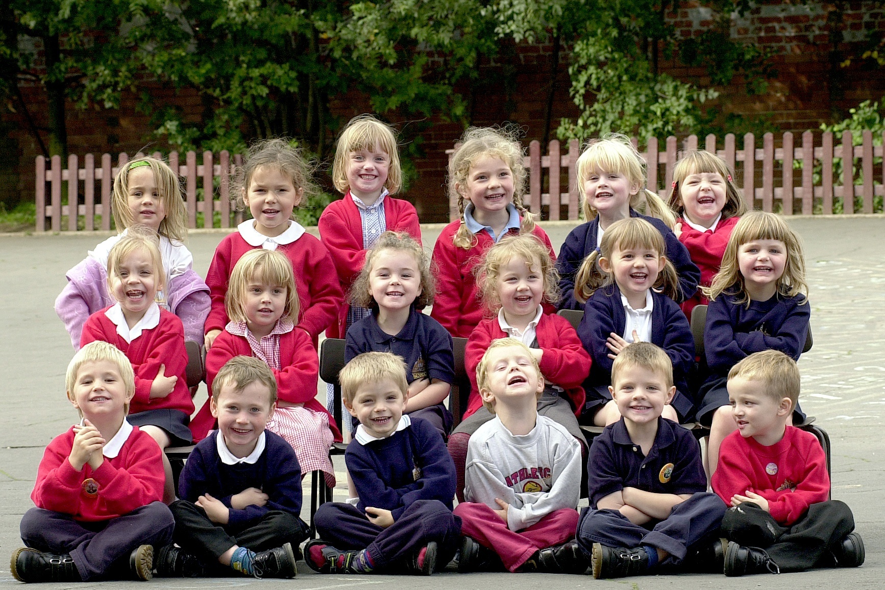 PICTURES: 37 archive photos of Scarcroft Primary School